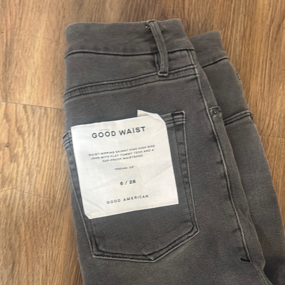 Good American Gray Skinny Jeans with Soft Denim